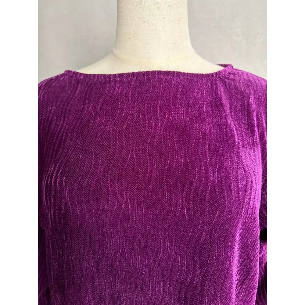 Tru Luxe Crinkle Velvet Top Round Neck with Bow Tie in Plum Women's Small NEW